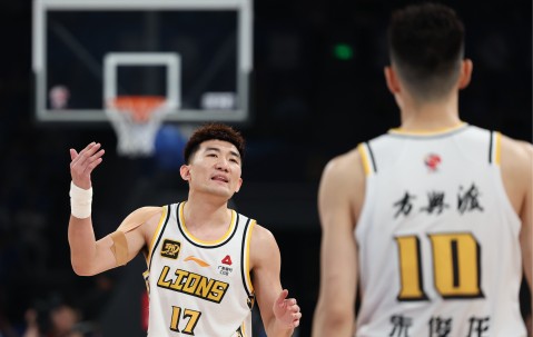 九游体育官网-今晚埃因霍温备战CBA季后赛；刷新队史纪录细节曝光；球迷炸锅；训练强度明显提升的简单介绍