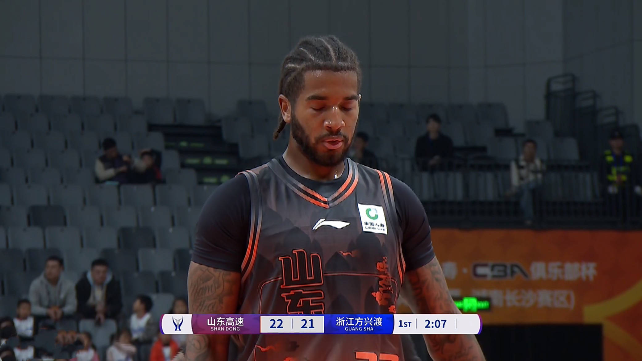 包含NBA常规赛倒计时；山东男篮赛前绝杀压哨；细节引发关注；态度坚定；年轻球员得到机会的词条